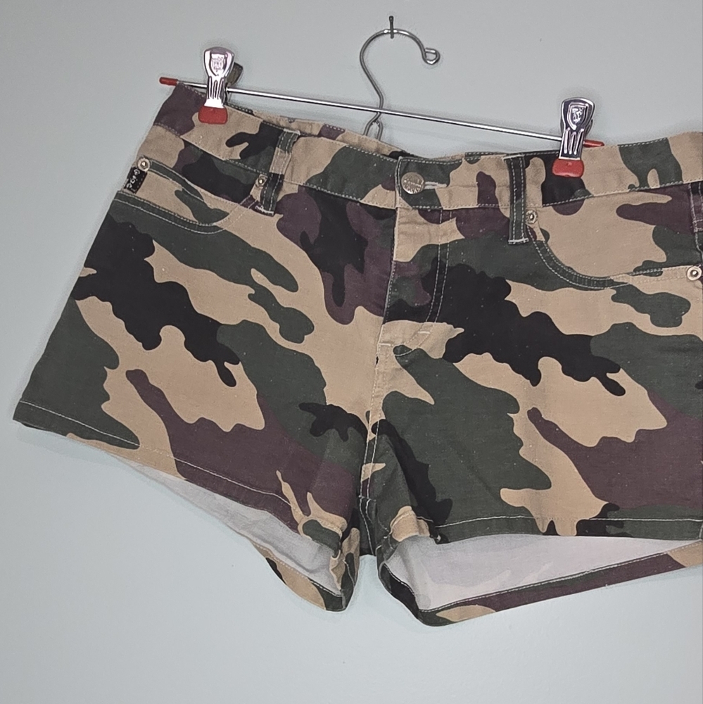 Vintange Y2K MUDD Camouflage  Shorts